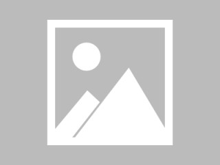 梅西首秀：巴塞罗那主场迎战皇家马德里的简单介绍
